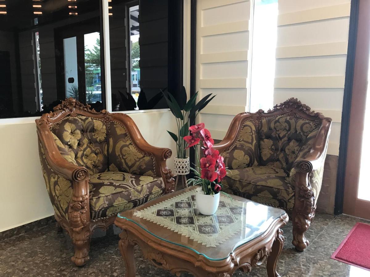 Oyo 90506 Z Stay Inn Hotel Simpang Renggam エクステリア 写真