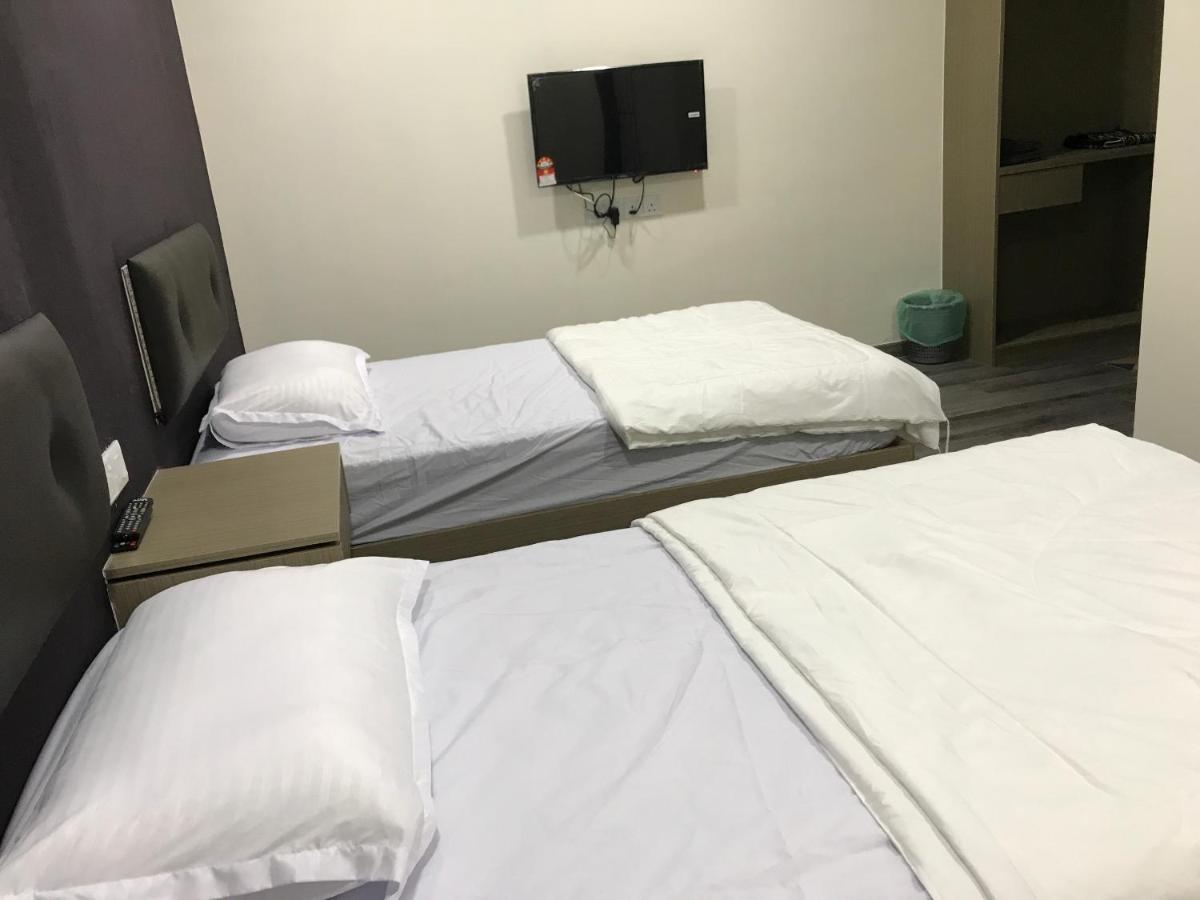Oyo 90506 Z Stay Inn Hotel Simpang Renggam エクステリア 写真