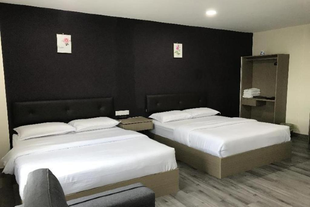 Oyo 90506 Z Stay Inn Hotel Simpang Renggam エクステリア 写真